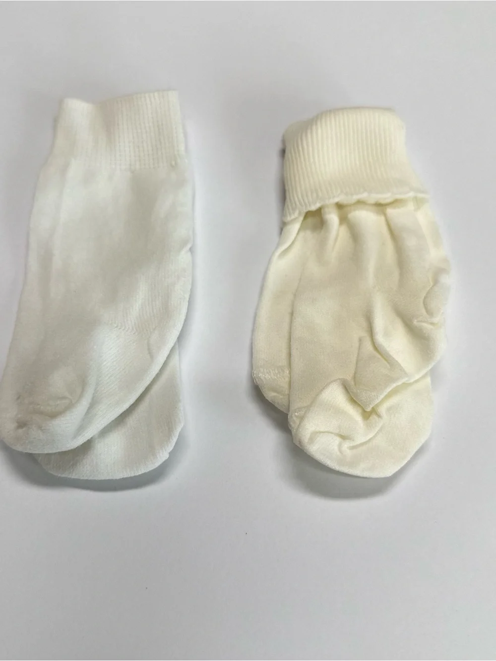 VTG Lot/12 NB Baby Cuff & Ankle Socks and Booties and Headband with Flower Trim